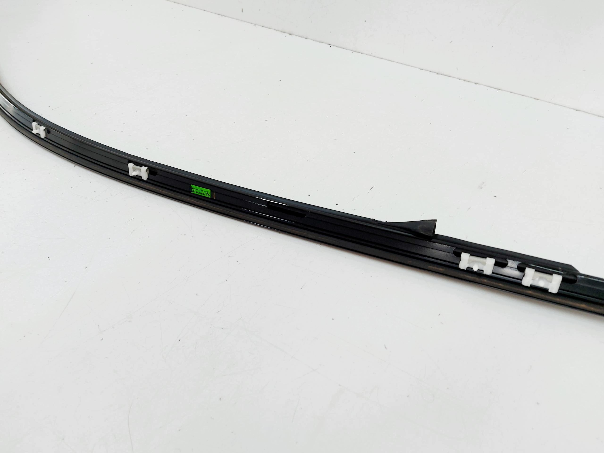 BMW OE 7482862 Right Side Frame Trim Shadowline image 7