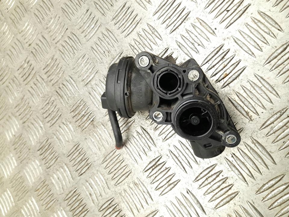 Porsche Panamera lämmitysventtiili OEM 06M121678F image 2