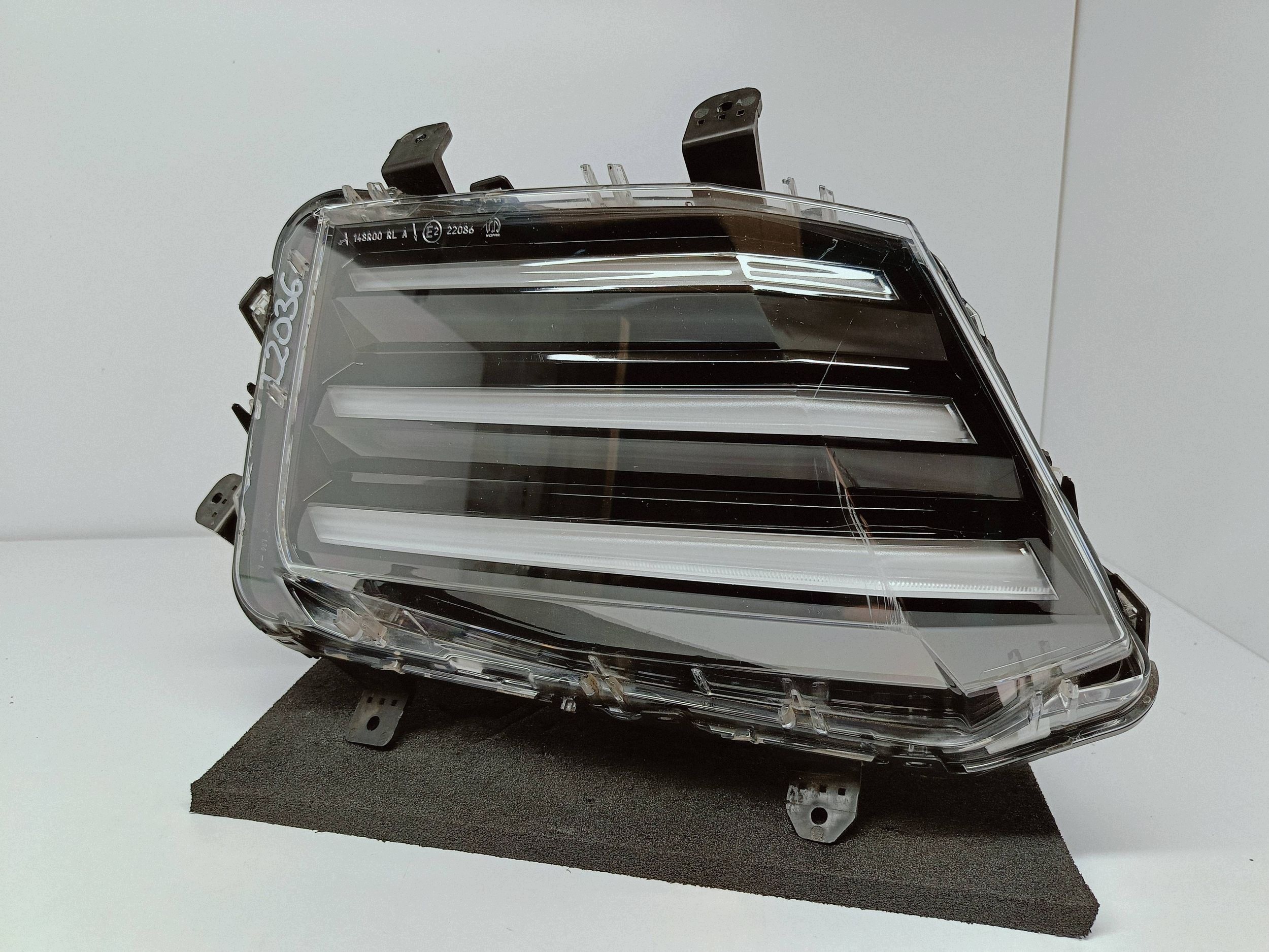 OEM 9850436380 Halogéneo LED DRL Esquerdo Dianteiro Peugeot image 2