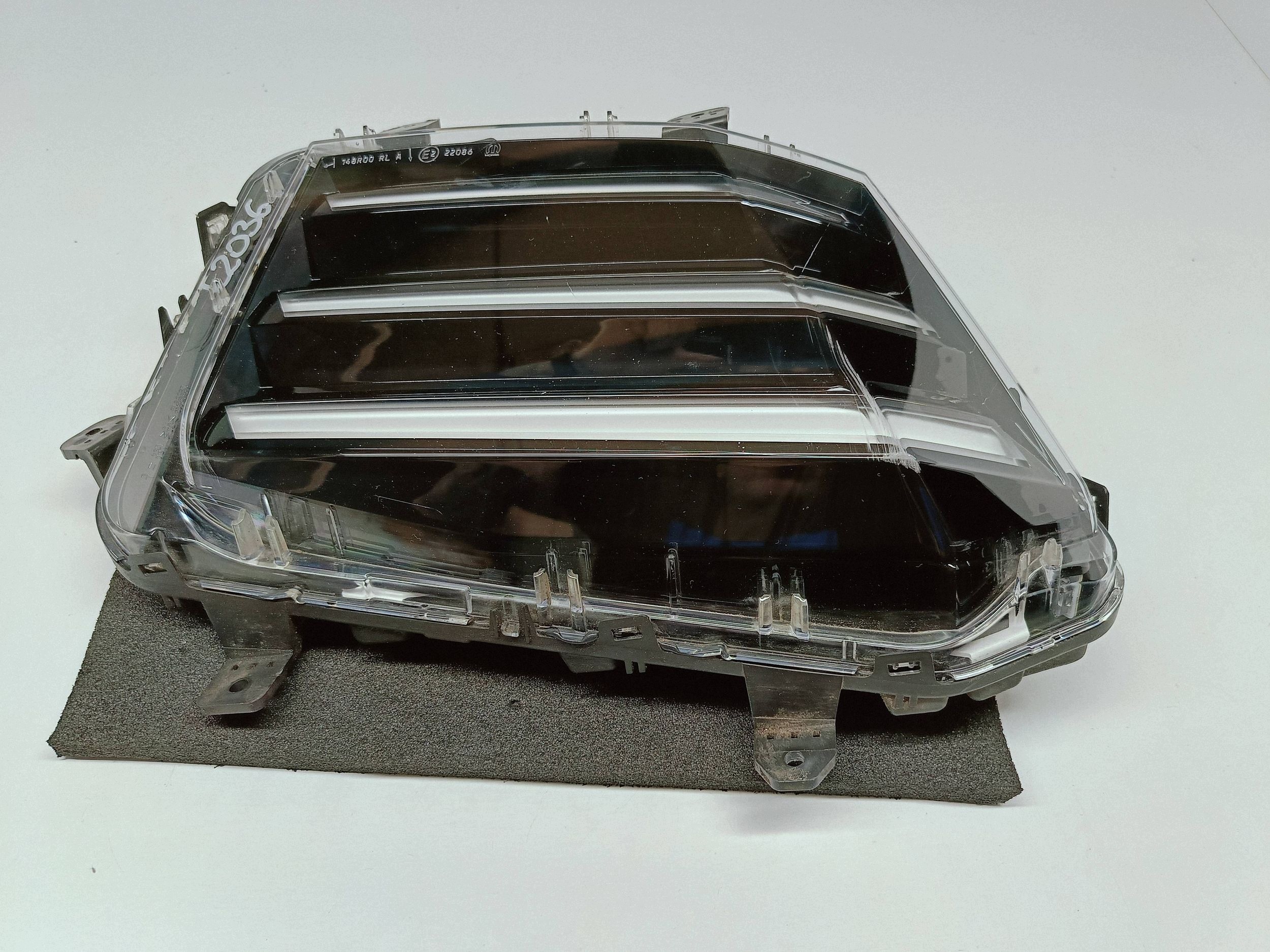 OEM 9850436380 Halogéneo LED DRL Esquerdo Dianteiro Peugeot image 9