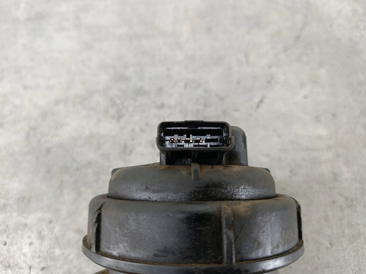 Kraftstofffiltergehäuse OEM 13204107 für Opel Astra H image 6