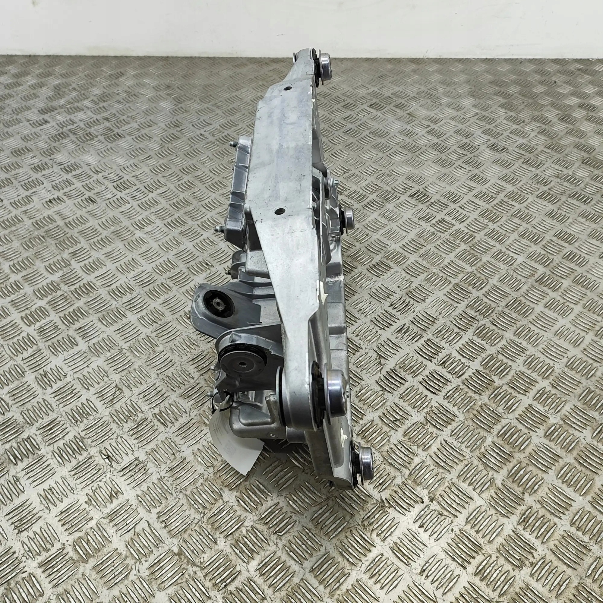 BMW AC Compressor Bracket OEM 5A075D6 - Used image 4