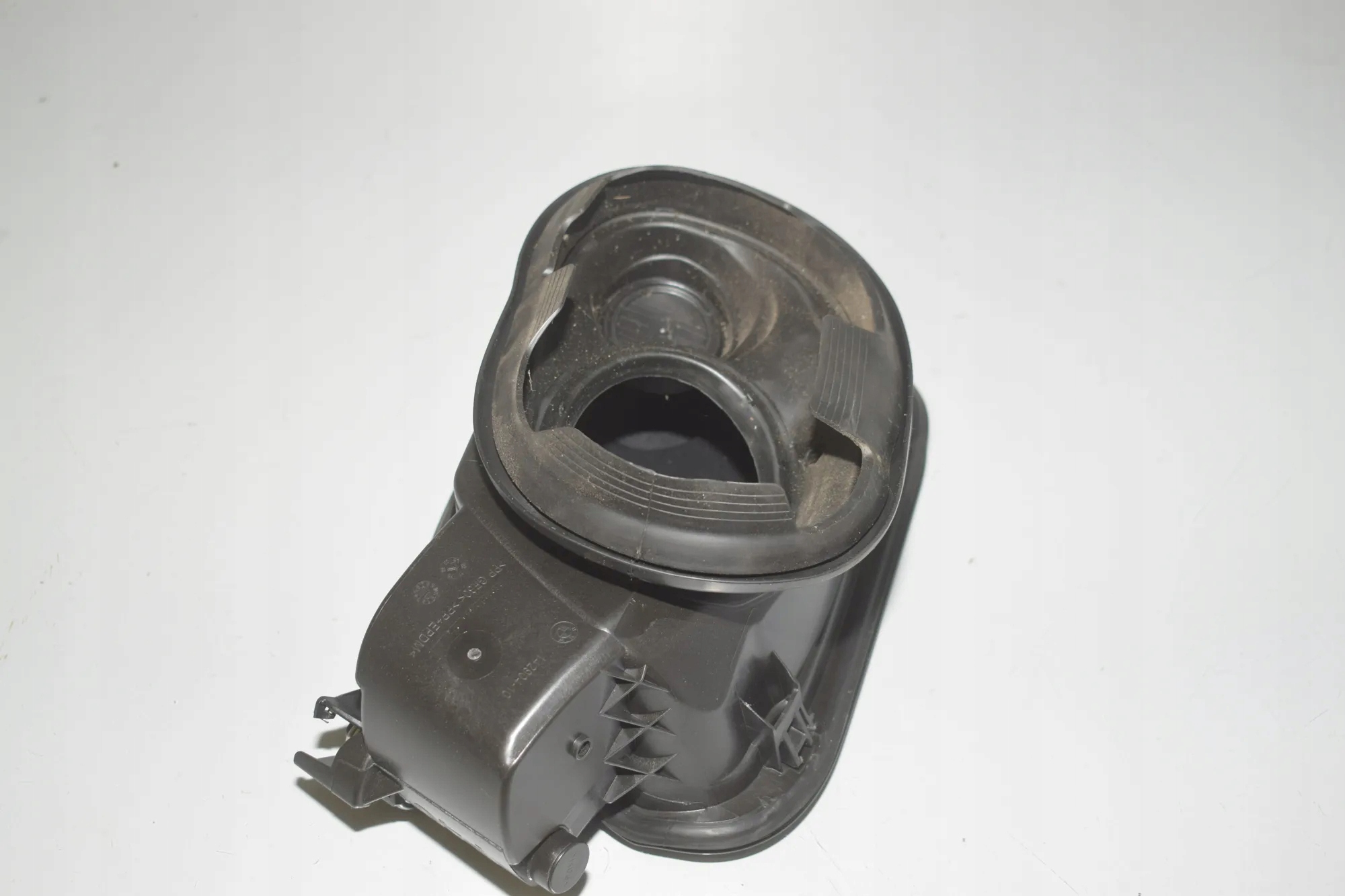 Kraftstofftankdeckel OEM 51767454411 für BMW F40 1.5L image 5