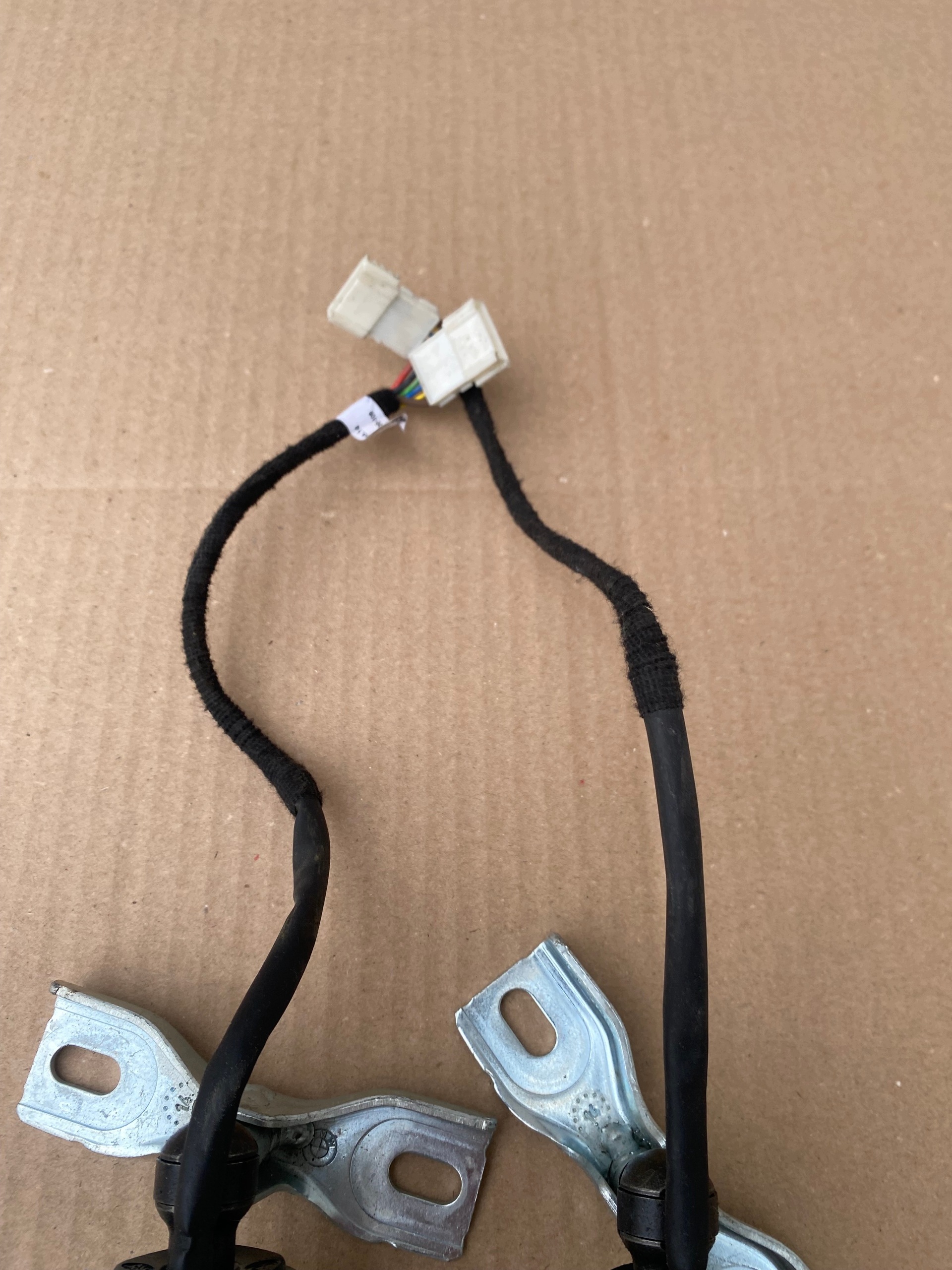 Atuador esquerdo porta-malas OEM 7207015 para BMW 5 Touring image 5