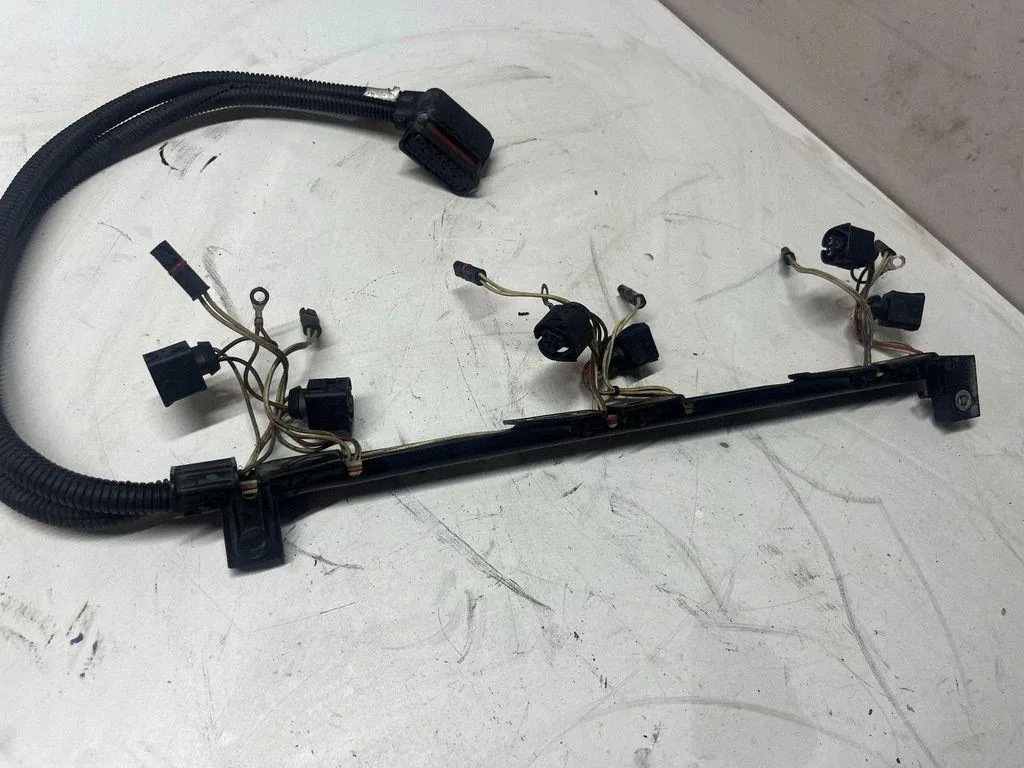 Líneas de inyector BMW 5 F10 OEM 7588180 image 3
