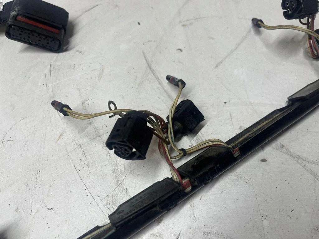 Líneas de inyector BMW 5 F10 OEM 7588180 image 5