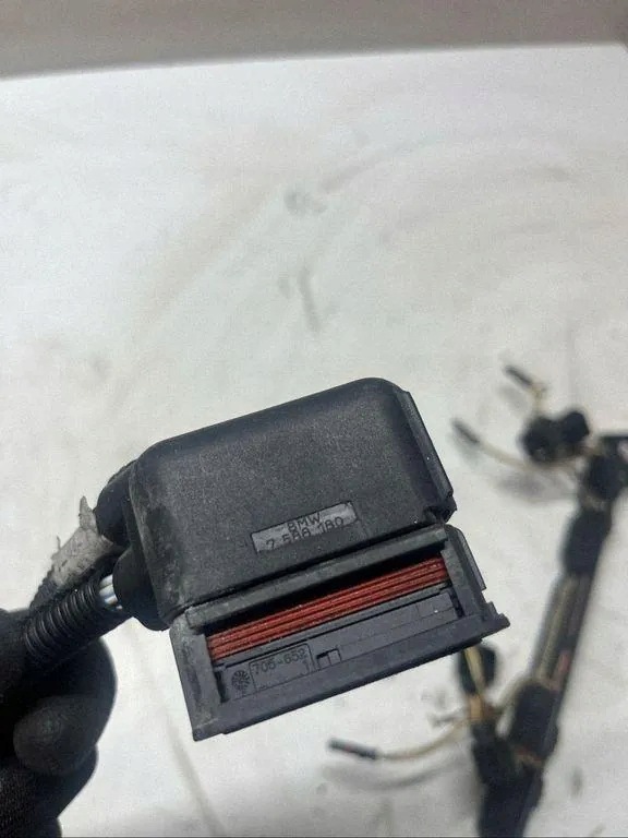 Líneas de inyector BMW 5 F10 OEM 7588180 image 7