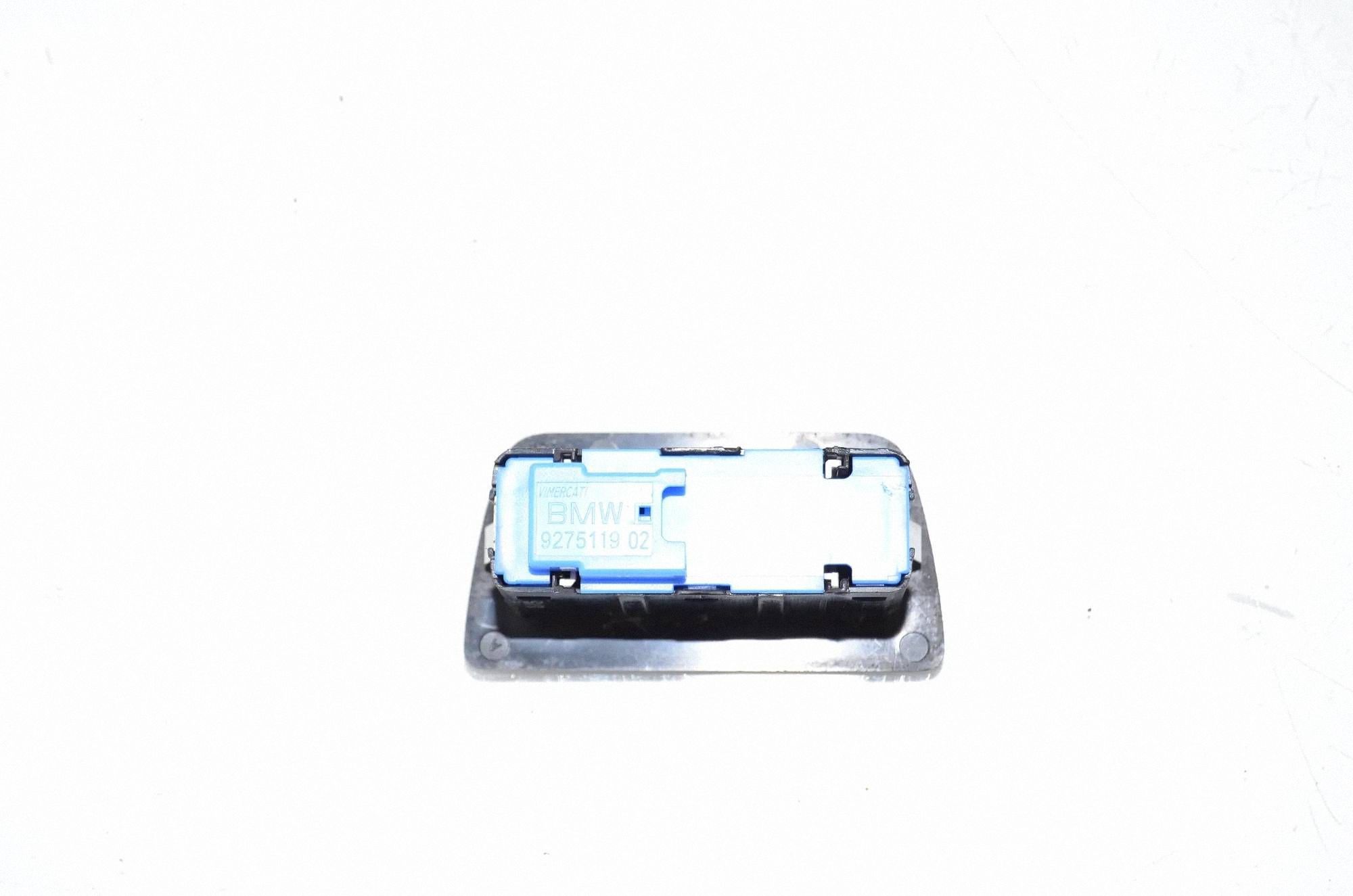 Kit apertura automática maletero BMW 5 Touring OEM 61319275119 image 3