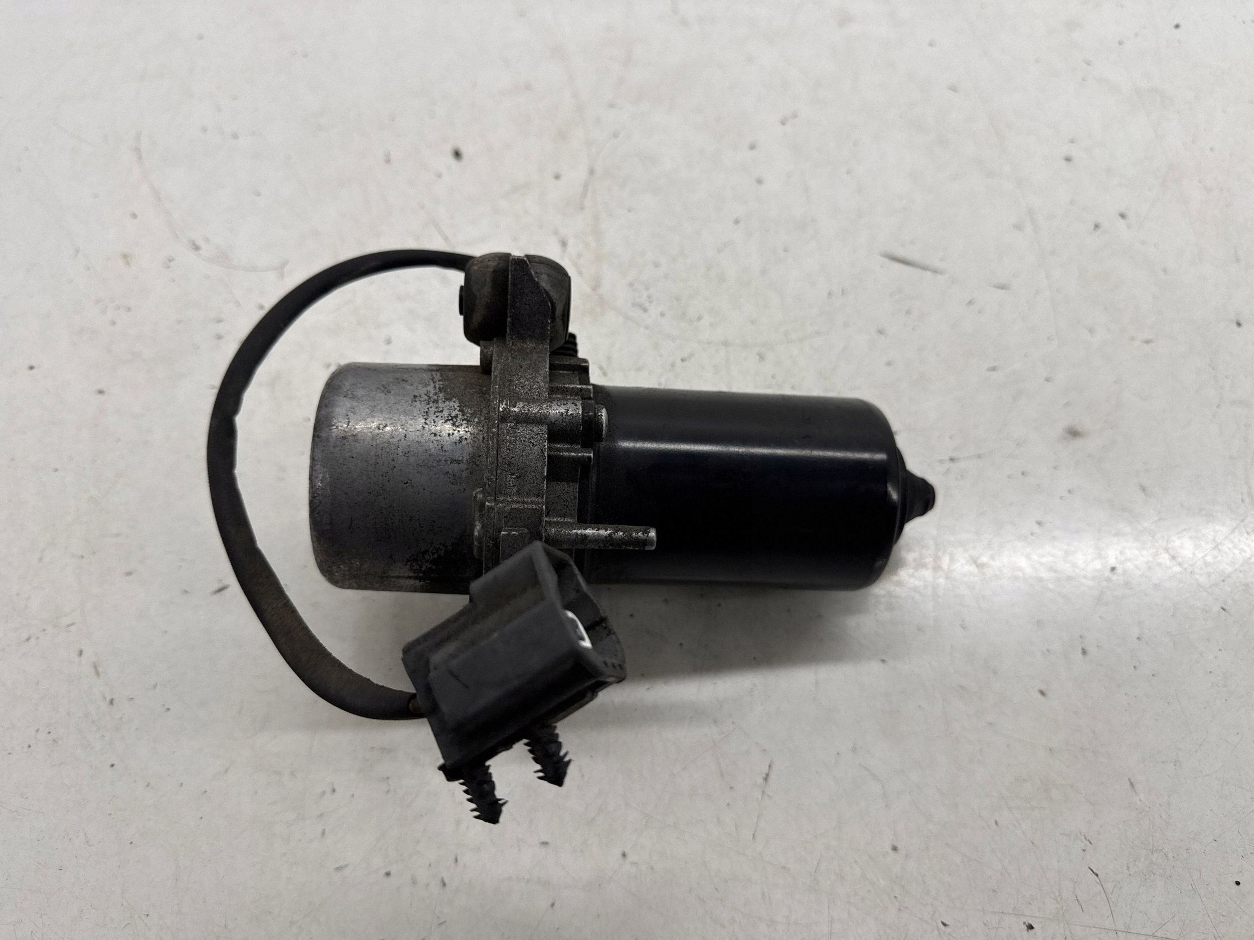 Pompe à vide OEM P04581954AB pour Jeep Grand Cherokee image 4