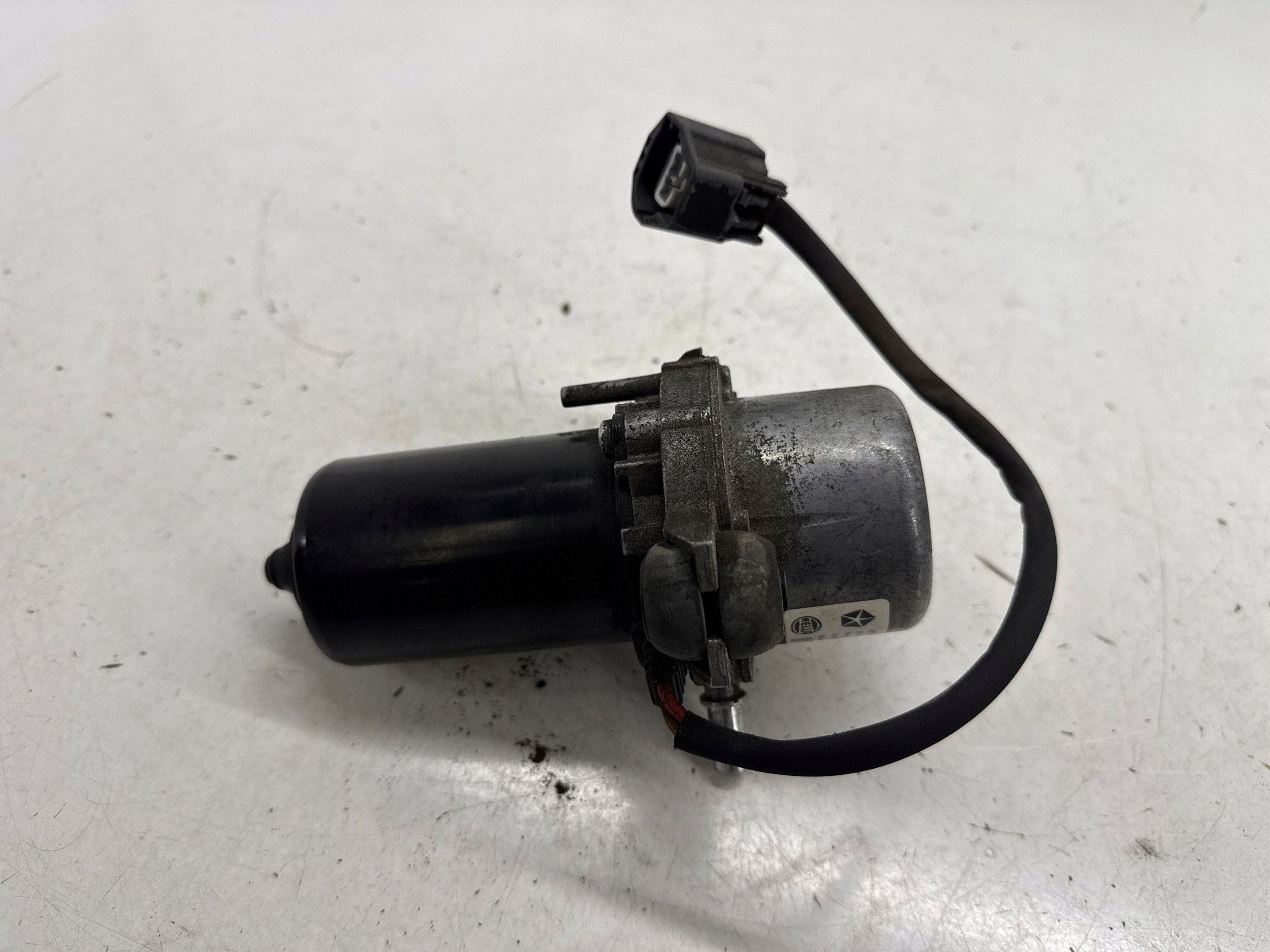 Pompe à vide OEM P04581954AB pour Jeep Grand Cherokee image 5