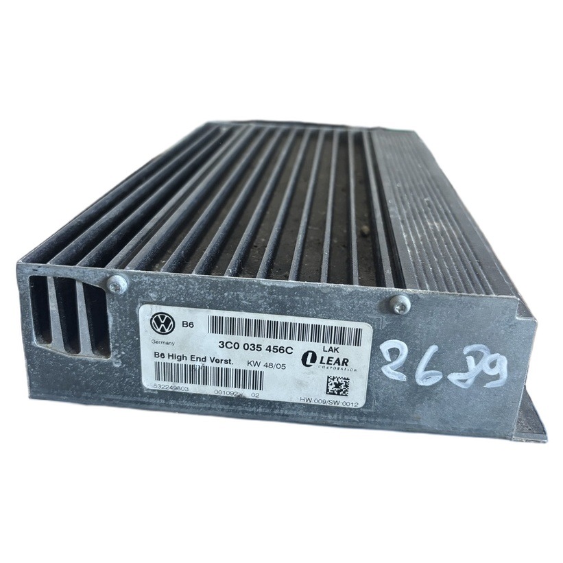VW Passat B6 Tuner Amplifier OEM 3C0035456C