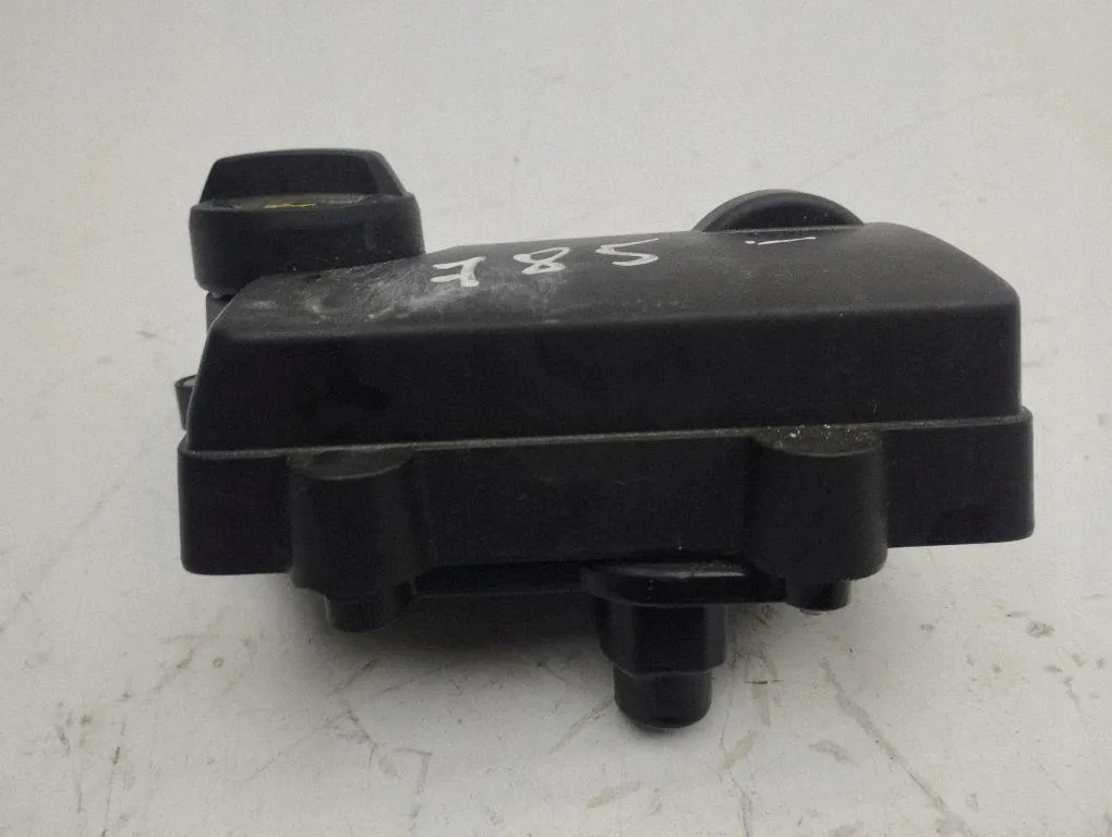 Audi OE Öleinfüllstutzen OEM 05C103495B - Gebraucht image 4