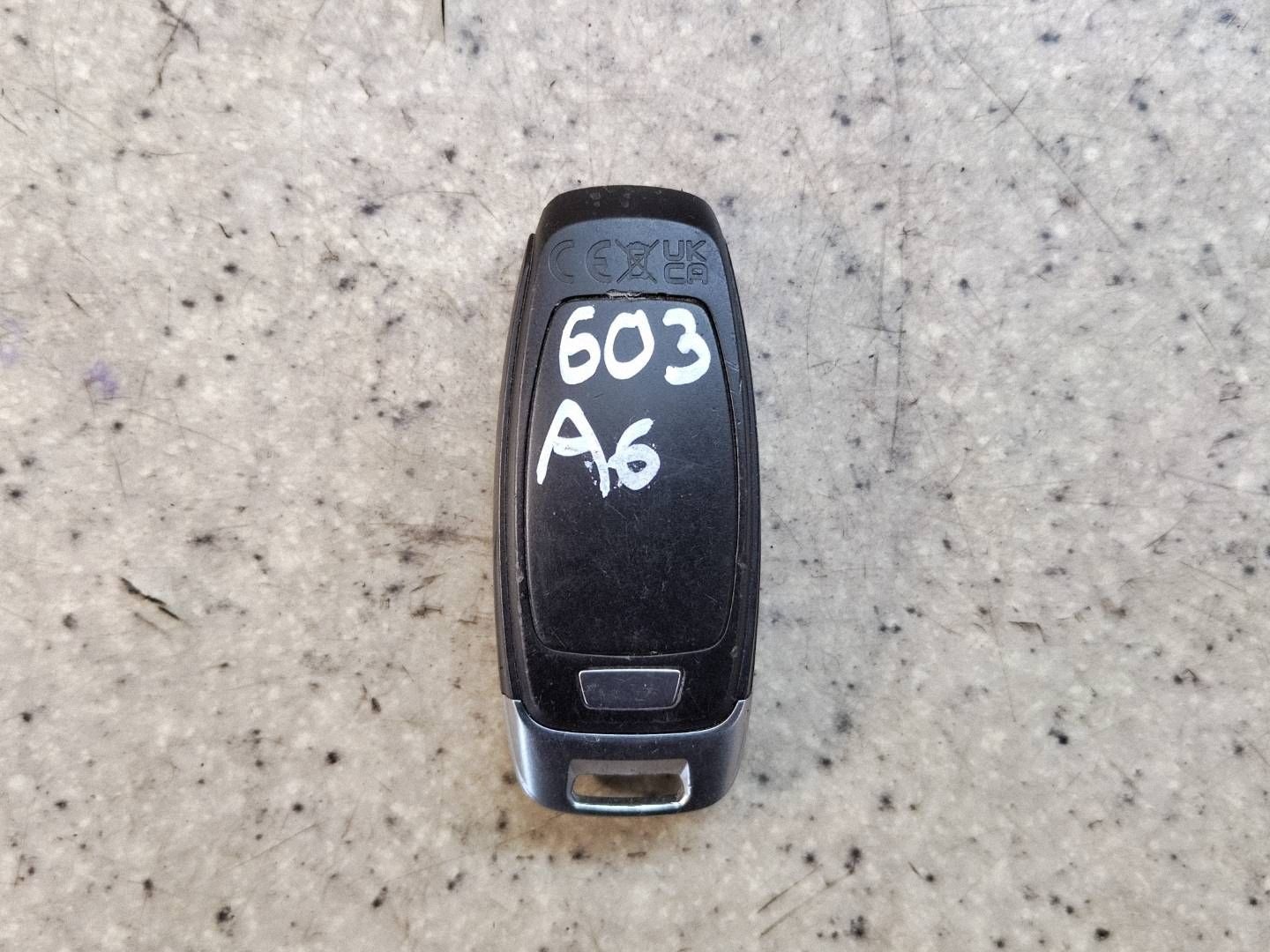 Käytetty Audi-avain OEM 4N0959754DR E-Tron Sportbackille