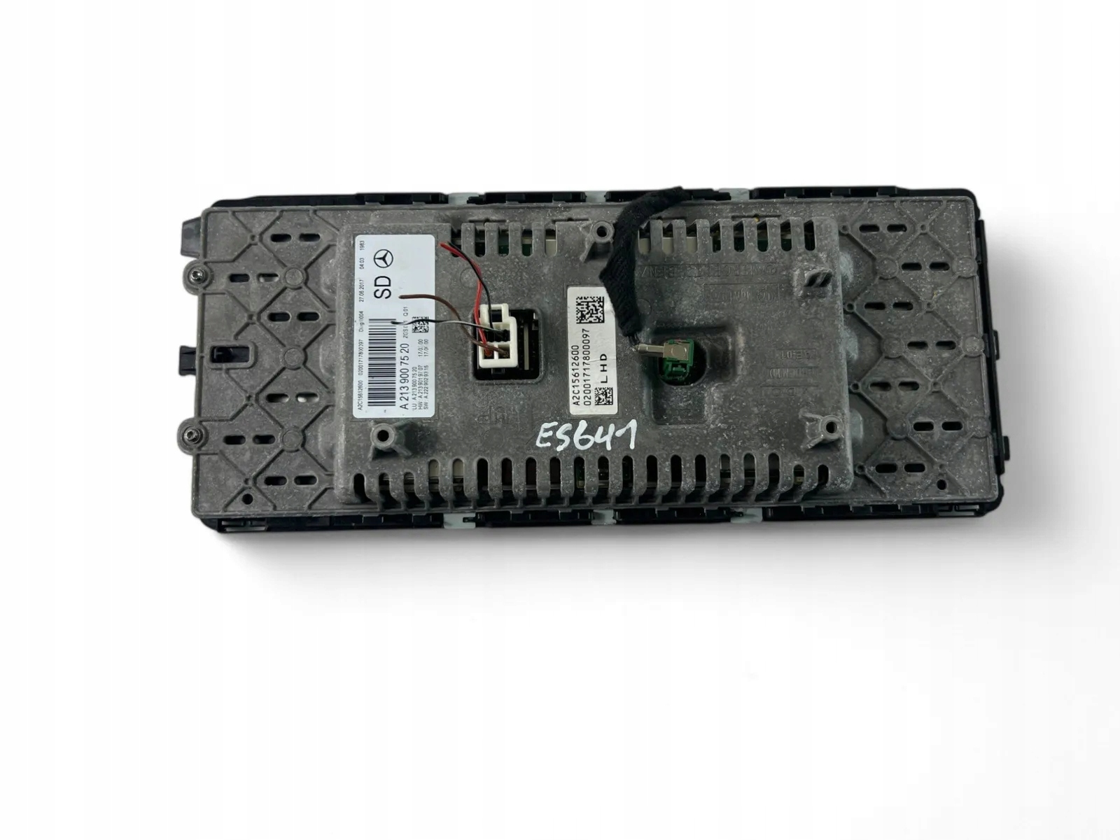 Mercedes-Benz navigointinäyttö OEM A2139007520 image 6