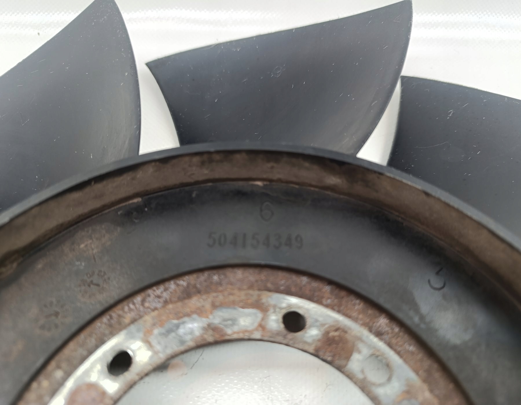 Support ventilateur OEM 504154349 pour Iveco DAILY VI 2014- image 3