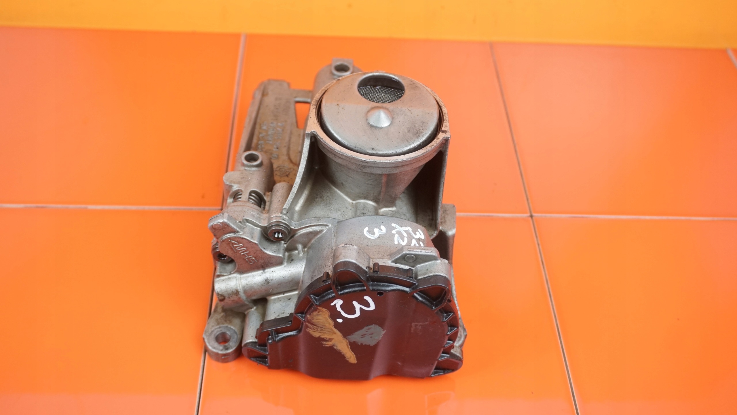 Öljypumppu OEM V761435880 Citroen DS3 1.6 THP:lle image 5