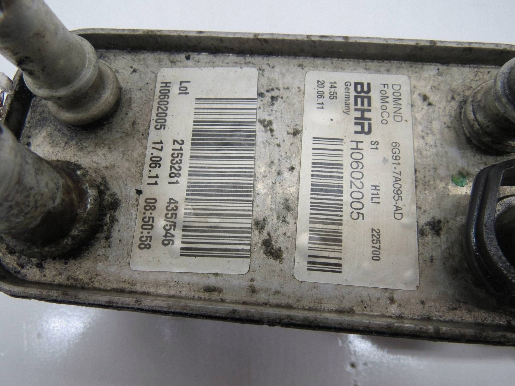 Arrefecedor óleo caixa Volvo S80 2008 OEM 6G917A095AD image 5