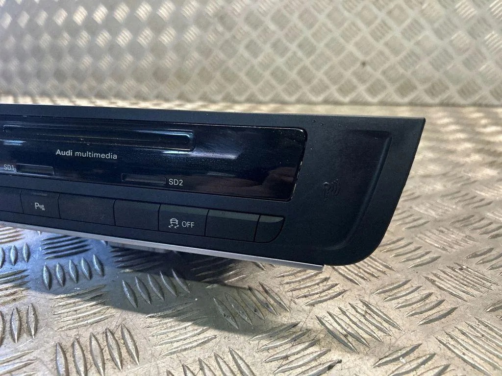 SD-kortinlukija OEM 4G0035192H Audi A6 C7 MMI