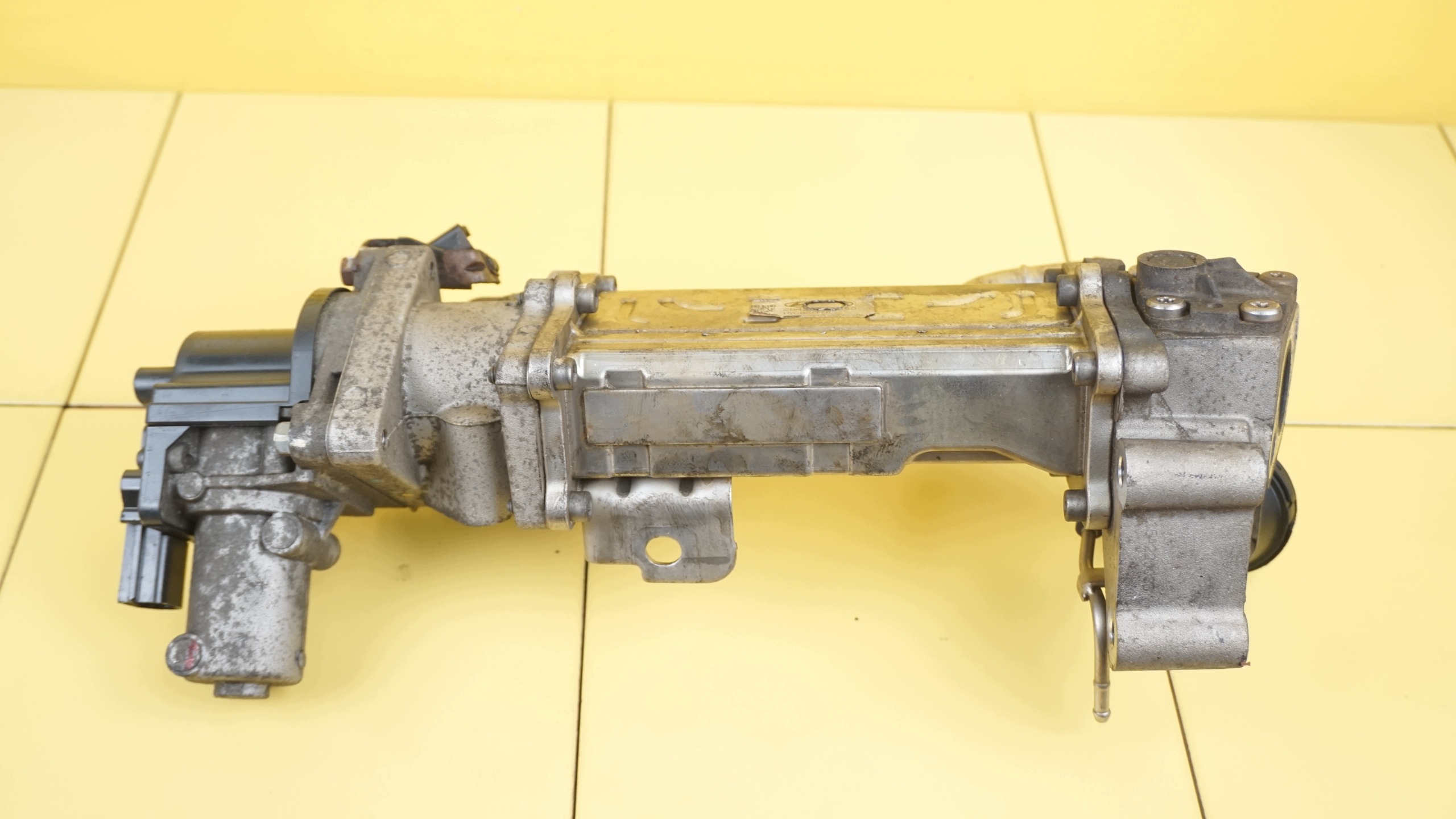 Enfriador EGR Hyundai OEM 28416-2A850 para i40 1.7 CRDI
