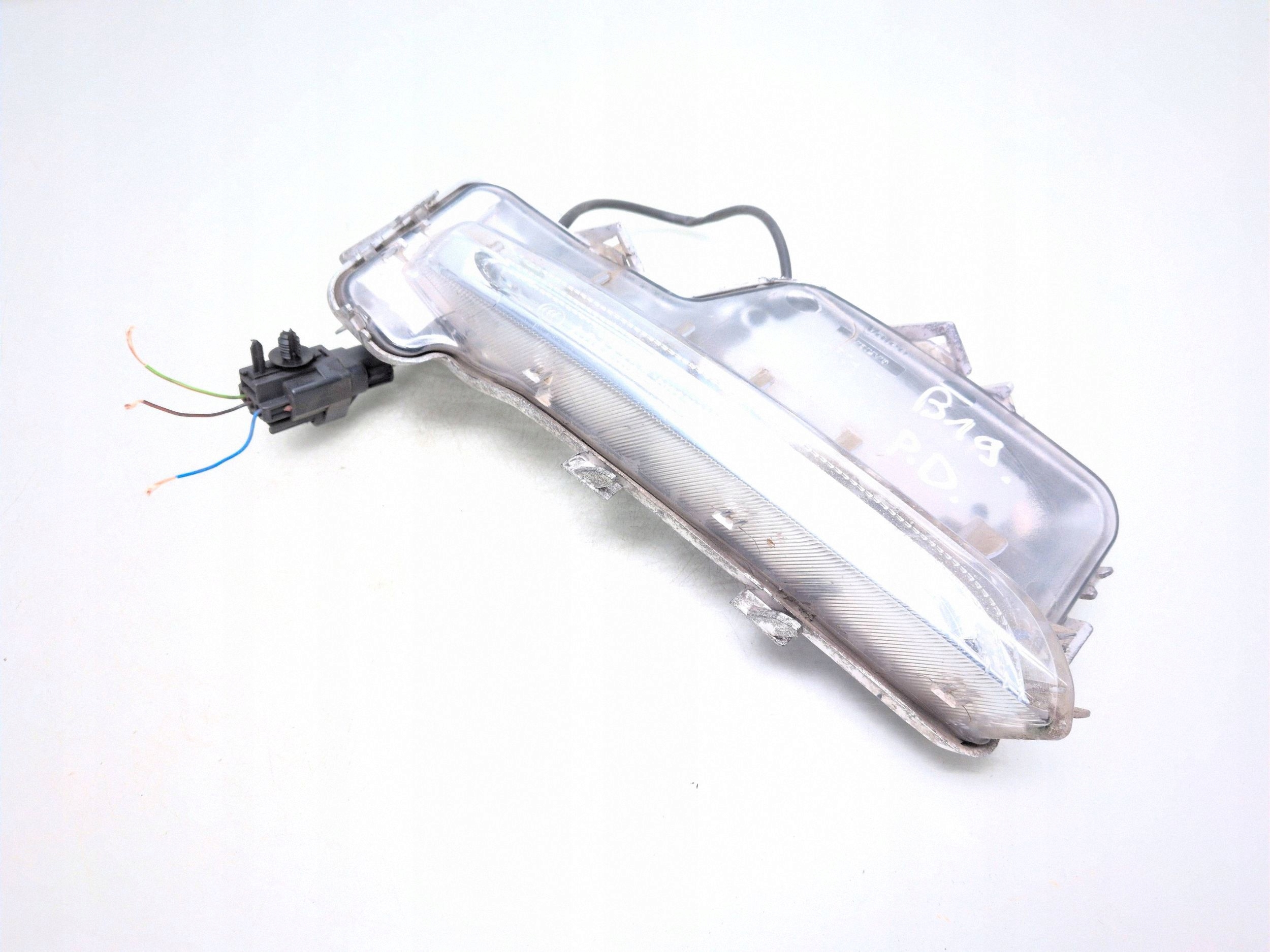 Oikea Päiväajovalaisin OEM 31420396 Volvo V60 Lift