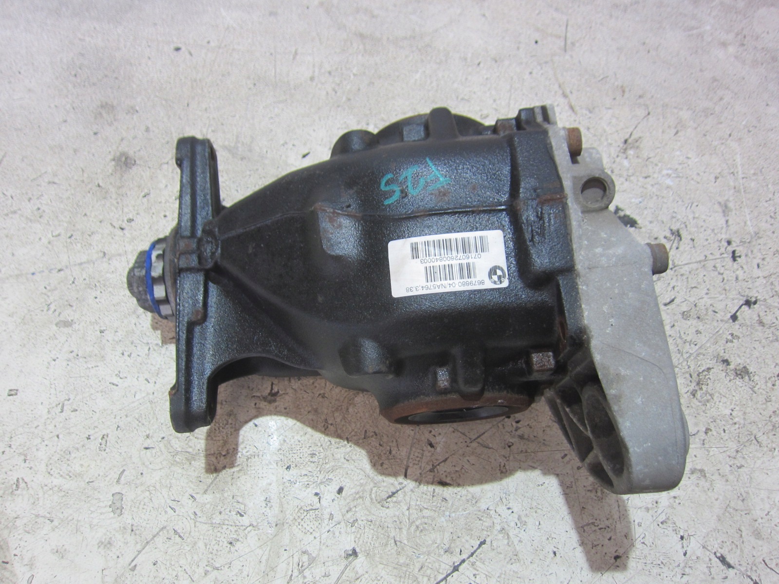 BMW Bakaxel Differential 3.38 OEM 33107636994 Begagnad image 6