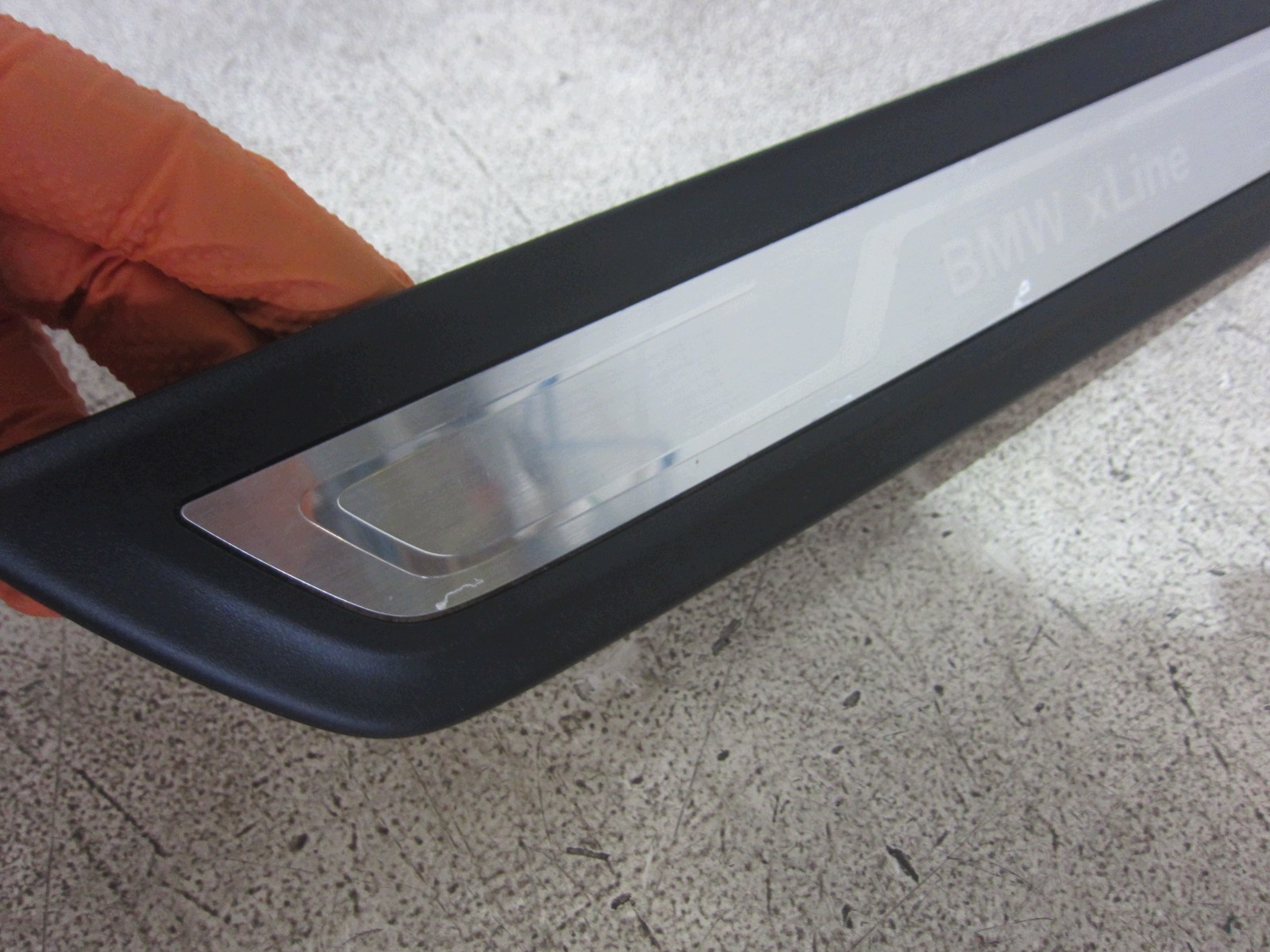 BMW X3 F25 X-Line Kynnyssuojasarja OEM 7354251 image 5