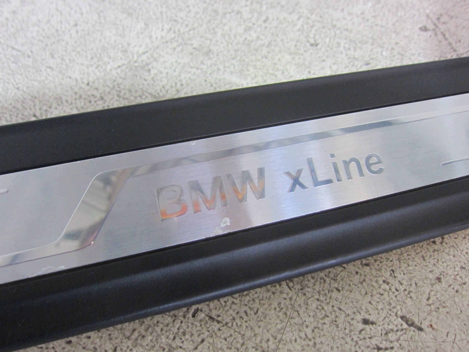 BMW X3 F25 X-Line Kynnyssuojasarja OEM 7354251 image 6