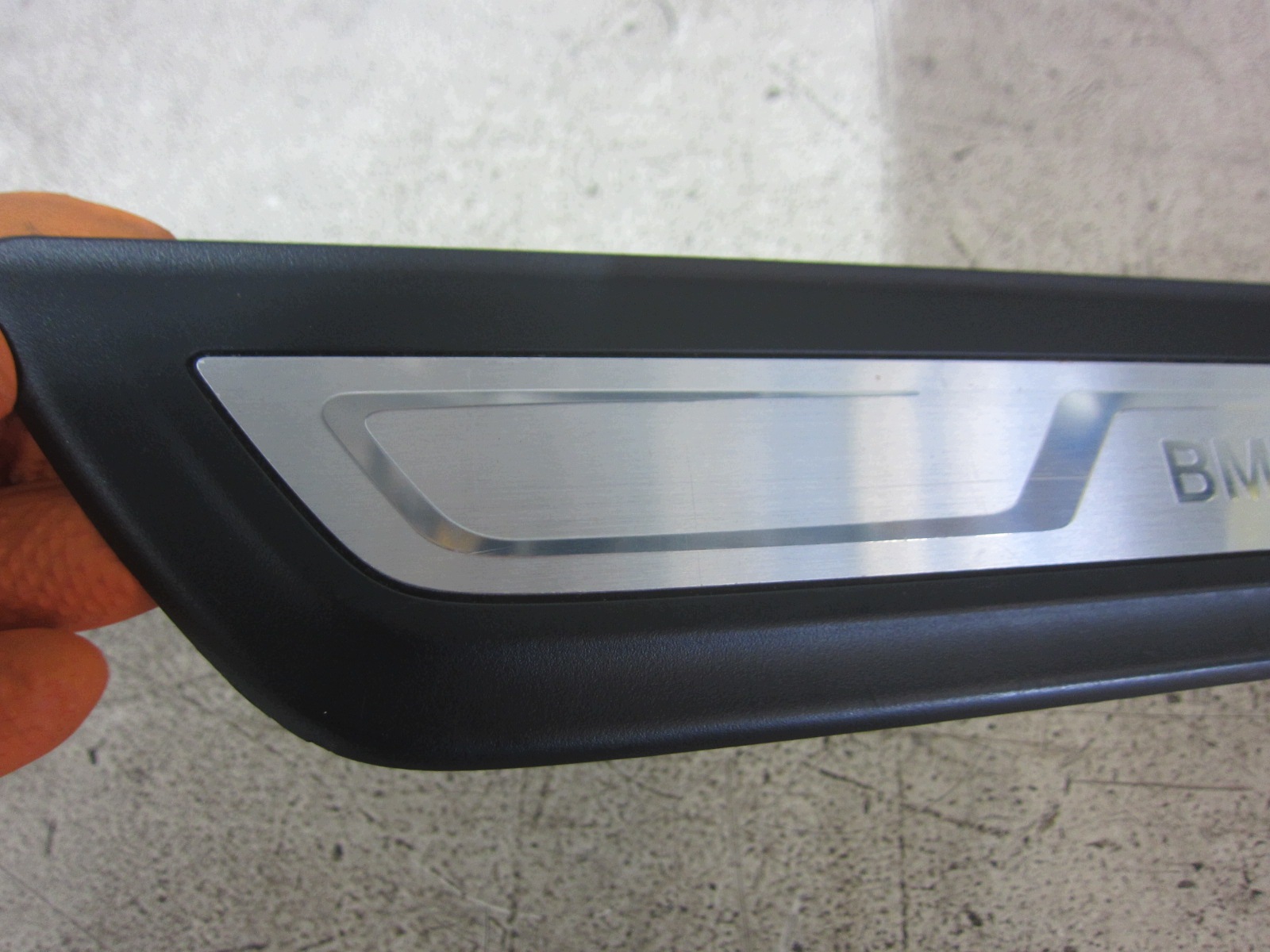 BMW X3 F25 X-Line Kynnyssuojasarja OEM 7354251 image 10