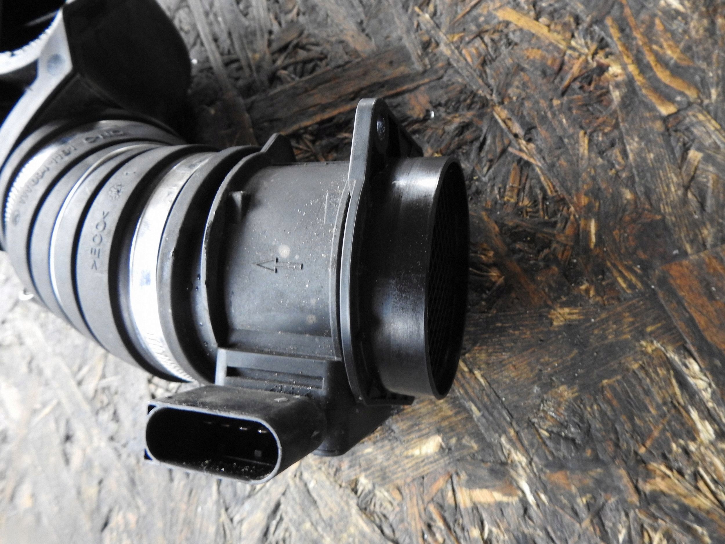Capteur Débitmètre Mercedes OEM A1110940148 image 3