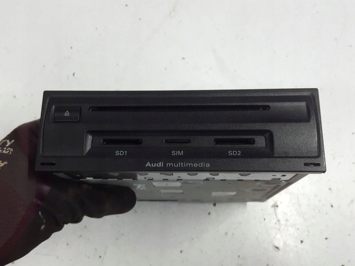 AUDI A6 C6 4F LIFT 08-11r Navigaationlukija CDKART SD 4E0035670BXAUTOPX