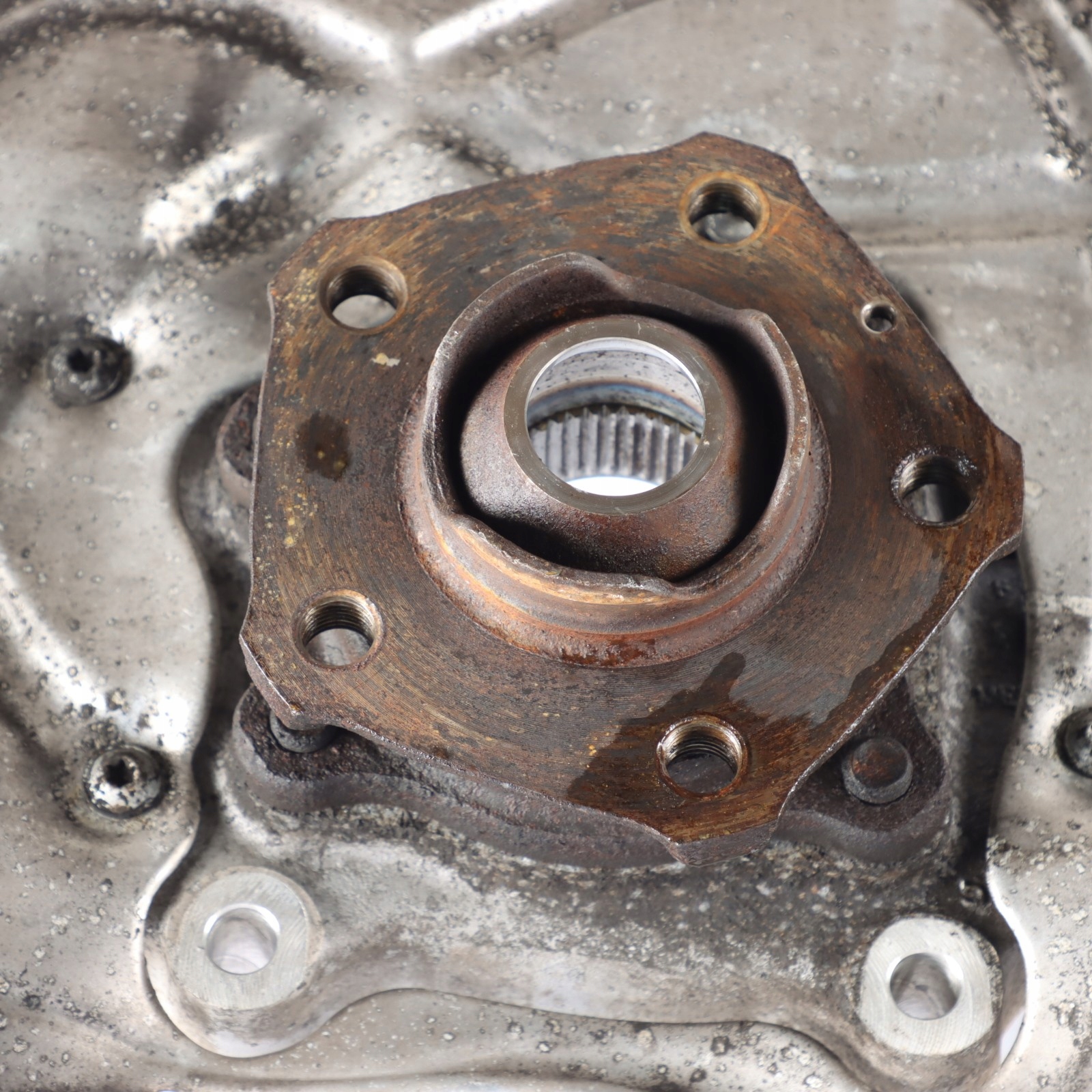 Mancal traseiro esquerdo Audi Q5 OEM 80A505431G image 10
