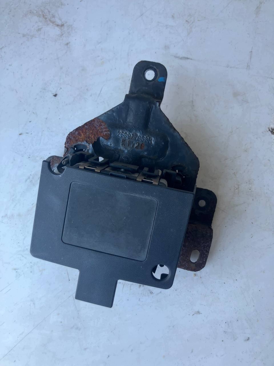 Módulo Radar Dacia Spring OEM 284474691R Usado image 2