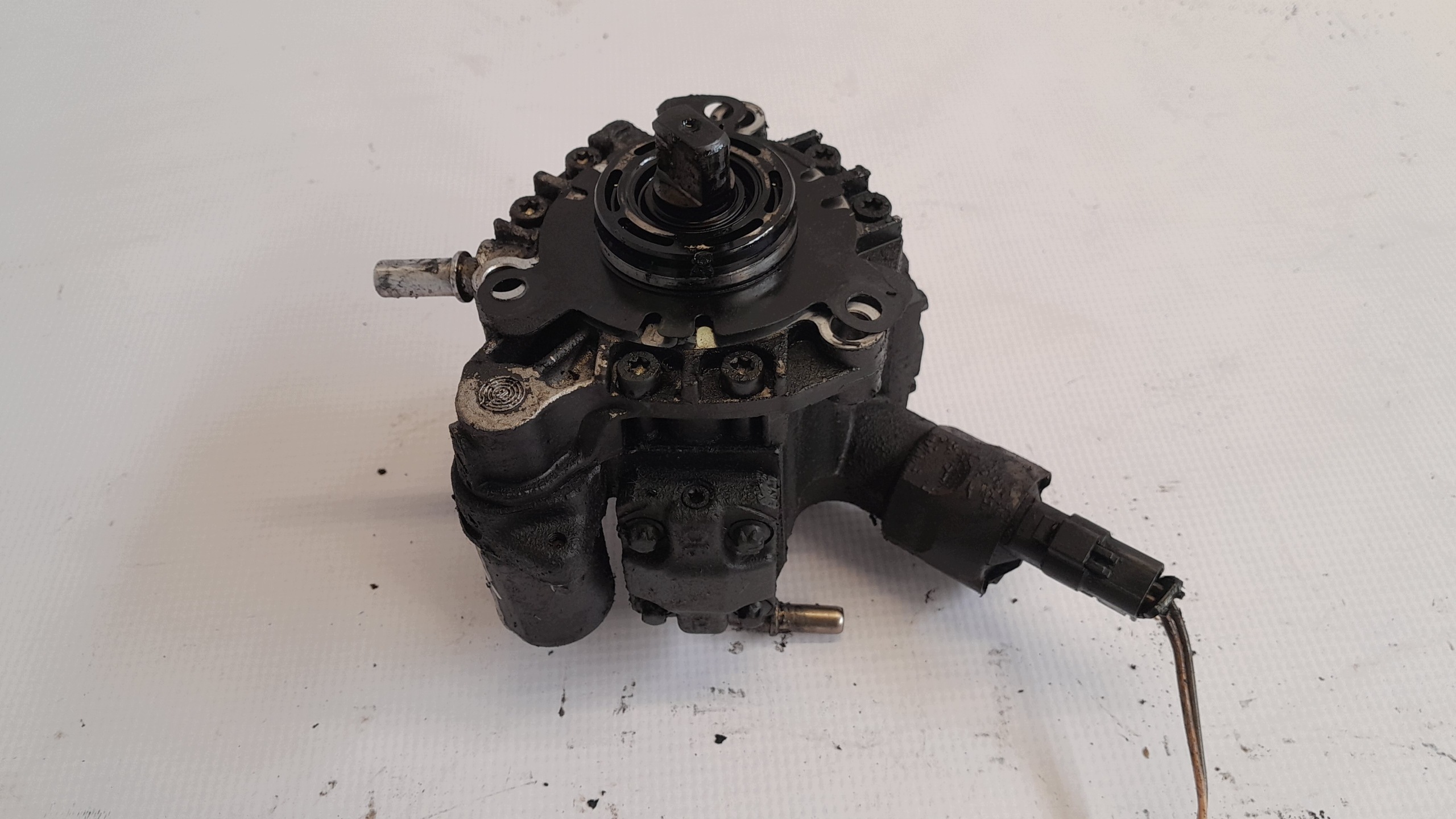 Pompe à injection OEM 9658193980 pour Volvo V50 image 2