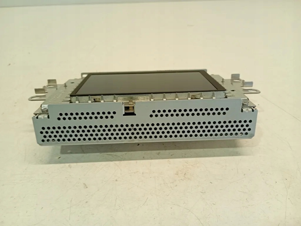 Volvo V40 Display Bildschirm OEM 31350817 - Gebraucht image 3