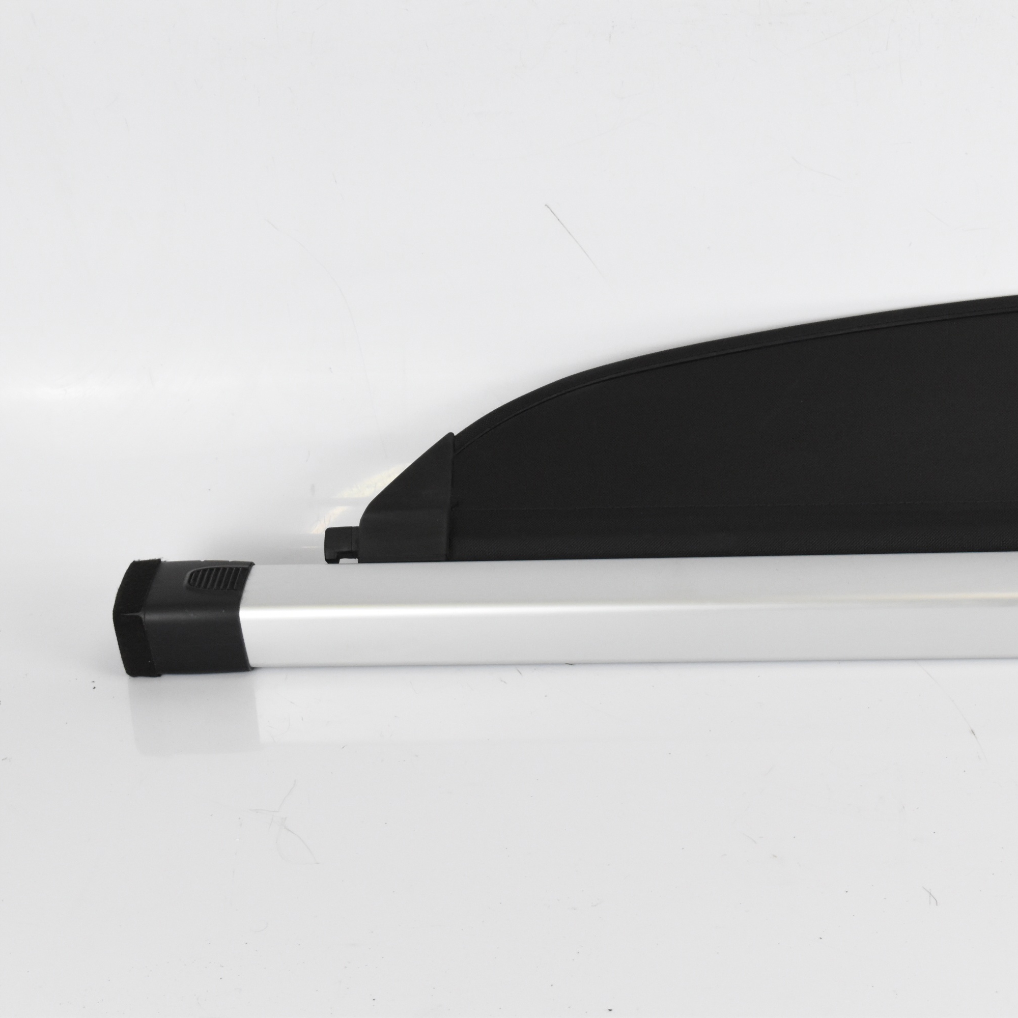 Rodillo de maletero OEM S0000-D9000 para Kia Sportage IV