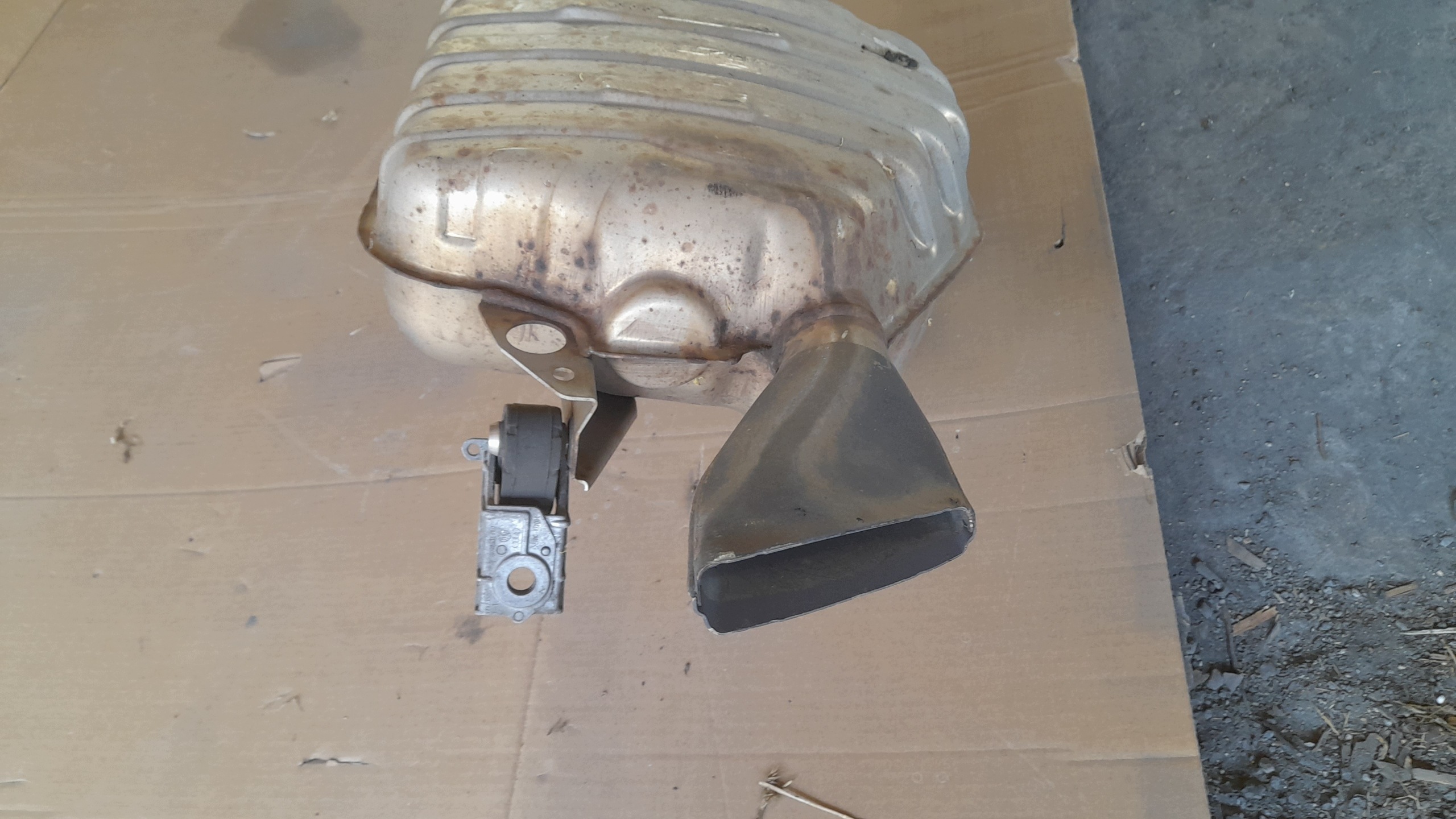 Silencieux Echappement Audi OEM 4G0253611AE A6 C7 A7 4G image 3