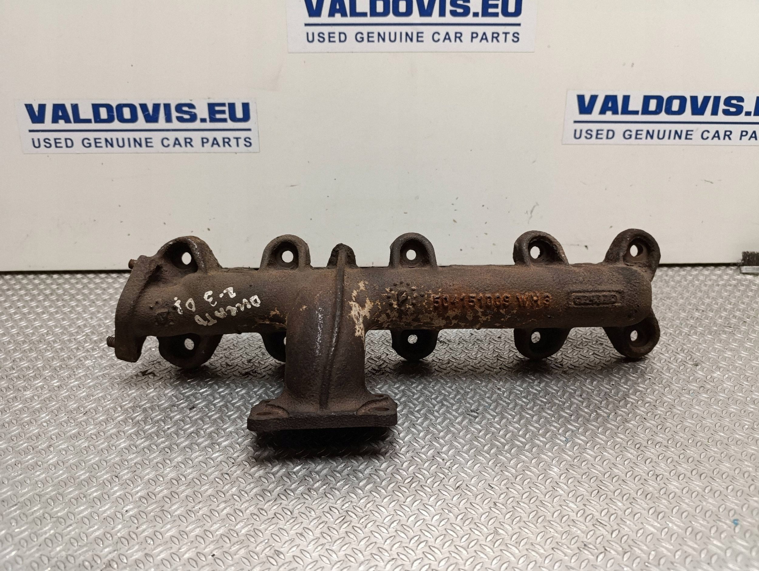 Colector de escape Iveco OE OEM 504151009 - Usado image 3