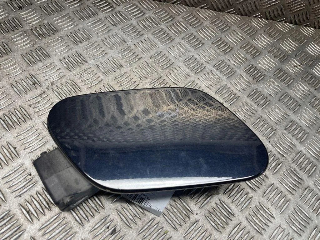 OEM 5G0809999A Tankklappe für VW Golf VII - Gebraucht image 2
