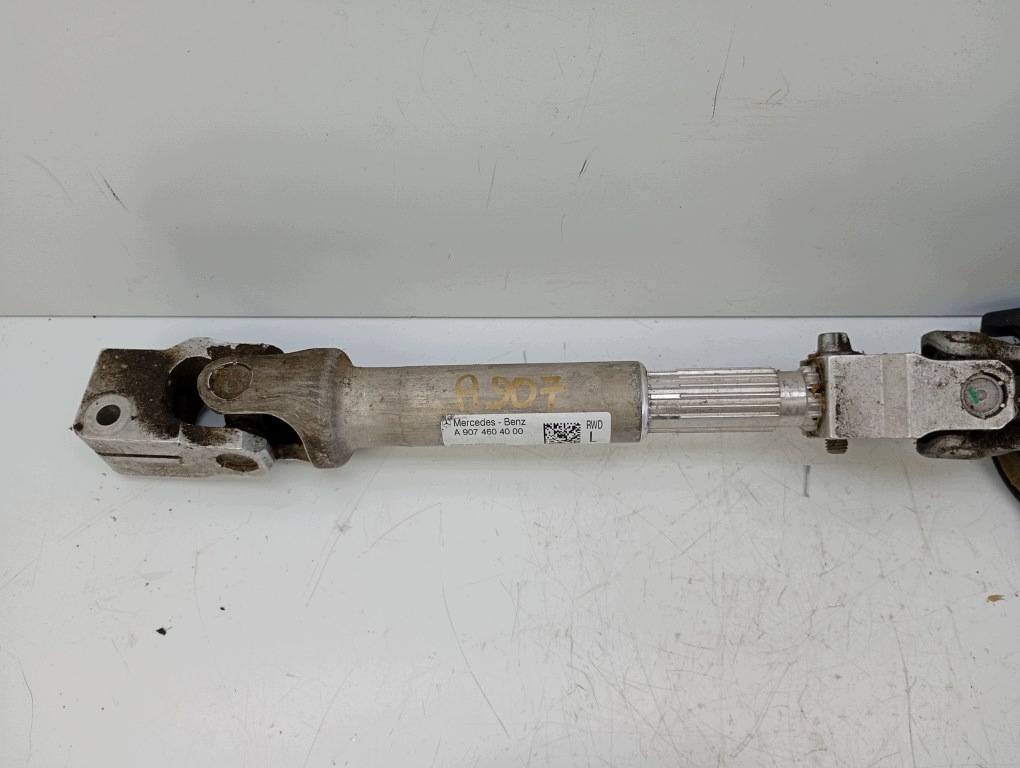 Ohjauspylvään akseli OEM A9074604000 Mercedes Sprinter