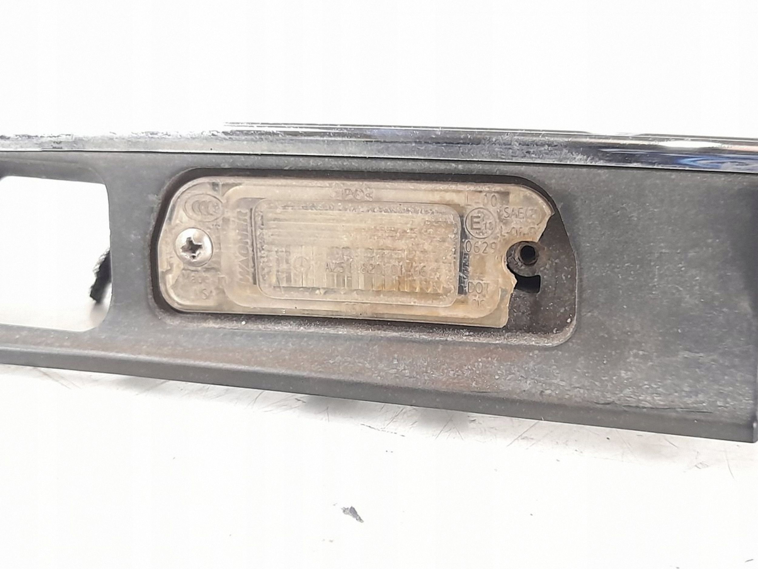 Registreringsskyltsbelysning OEM A1647400893 Mercedes M W164 image 4