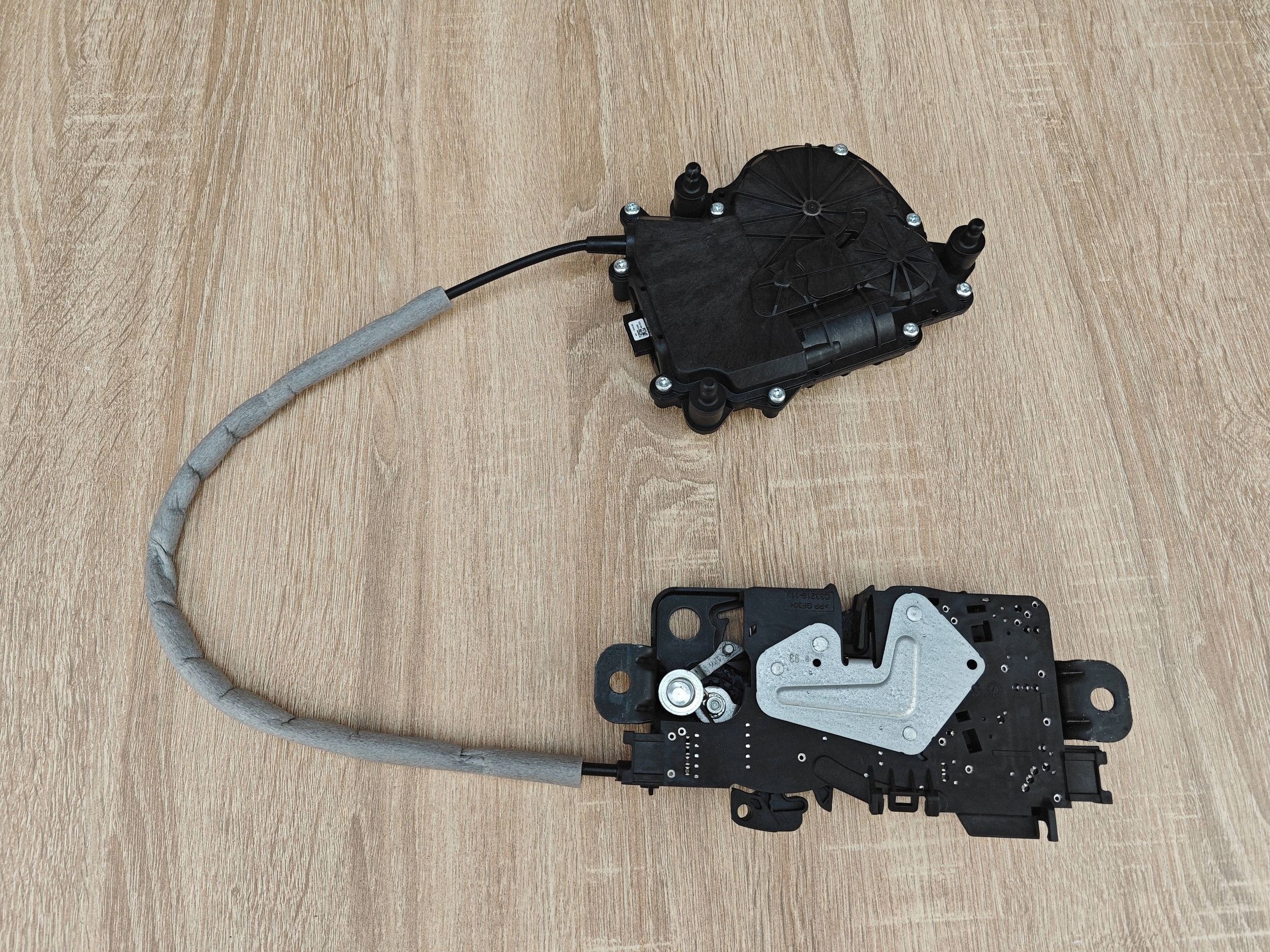 Mecanismo cierre maletero BMW X3 OEM 7383561 image 4
