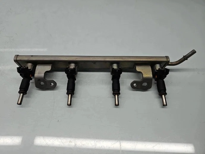 OEM 175200117R Rail Inyector para Dacia Duster 1.6 image 2