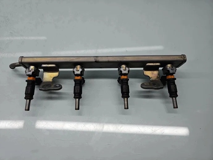 OEM 175200117R Rail Inyector para Dacia Duster 1.6 image 3