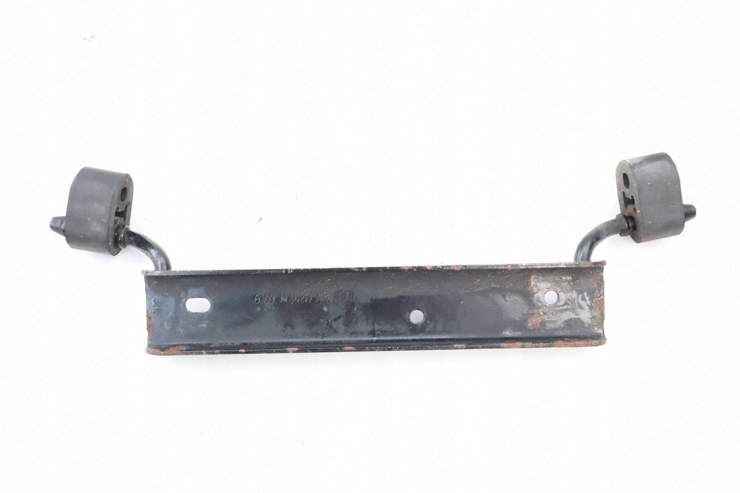 Support d'échappement OEM 6G9N5D217AB pour Volvo XC60 2.4L image 3