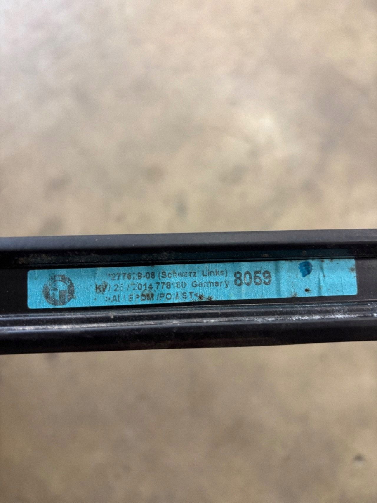 Puxador traseiro esquerdo OEM 7277629 para BMW Série 3 image 9
