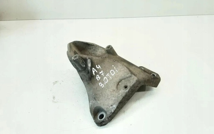 Vaihteiston kiinnike AUDI A4 CABRIO (8H7, B6, 8HE, B7) 8E0399113L 4.2L