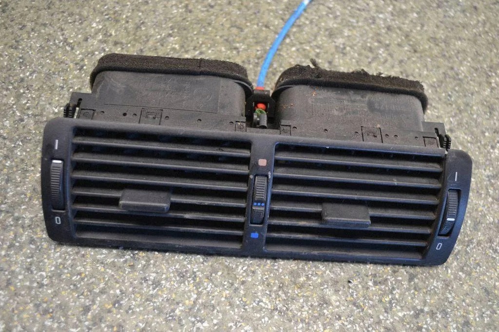BMW 3 TOURING E46 Luftansaugung OEM 8361895 - Gebraucht image 2