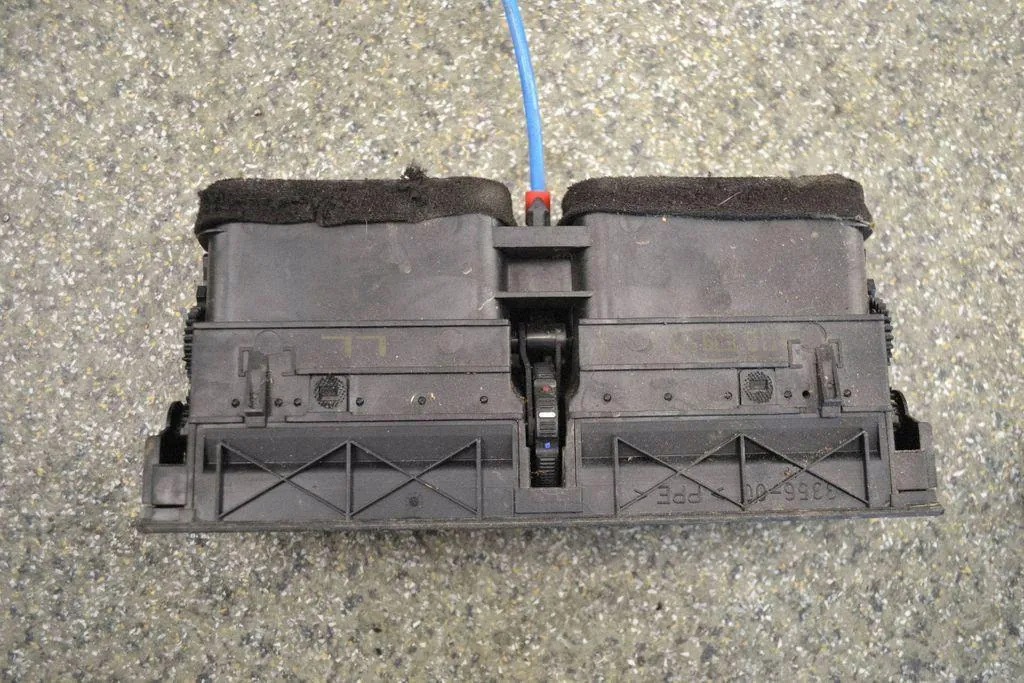 BMW 3 TOURING E46 Luftansaugung OEM 8361895 - Gebraucht image 4