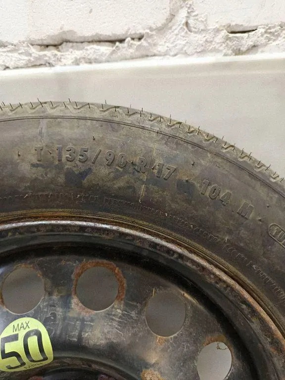 BMW Vara-renkaat OEM 6758778 5 Touringille