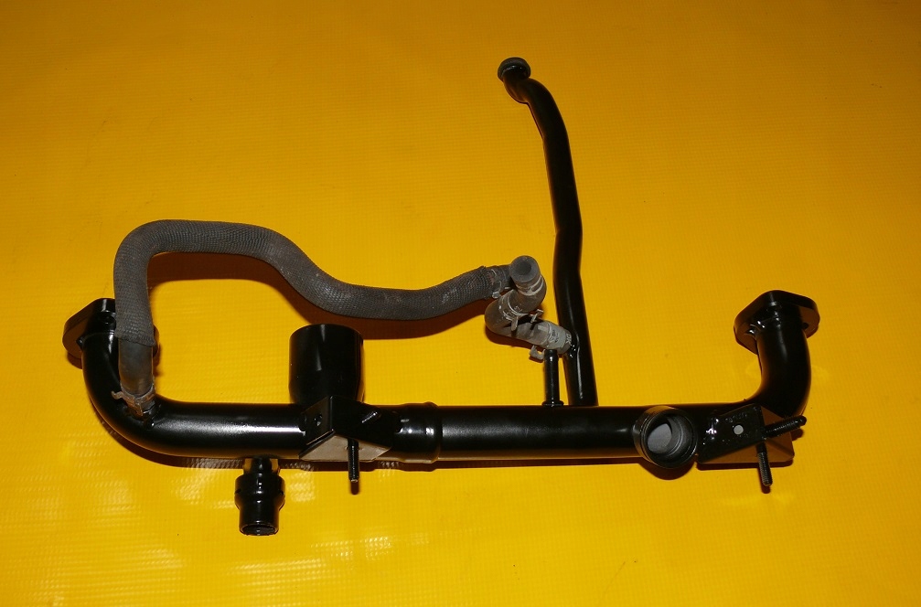 Wasserschlauch Hauptleitung Audi A4 B6 A6 C5 3.0 V6 220PS ASN 06C121085F image 2